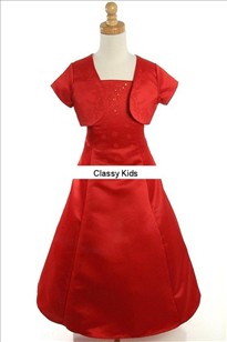 B 042 - Red Gown